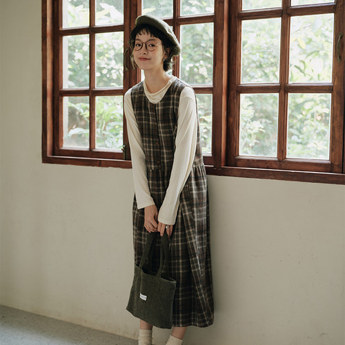 チェック柄ノースリーブワンピースドレス 秋冬にぴったりのゆったり