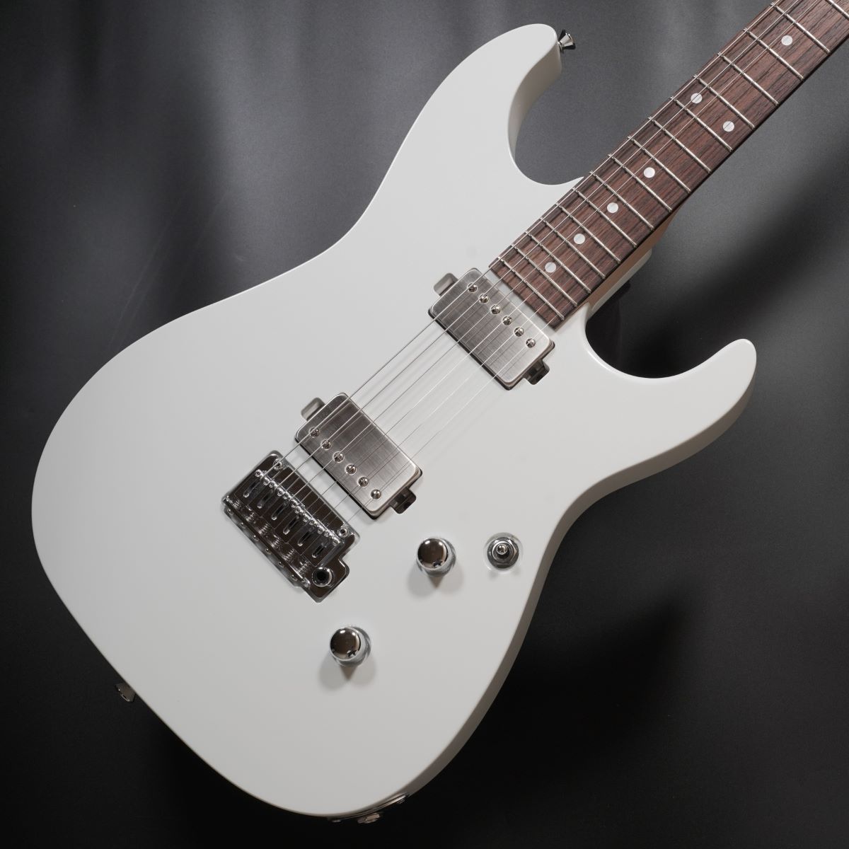 Addictone Arena Rosewood Fingerboard Pearl White（新品/送料無料